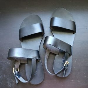 NWOT Old Navy sandals